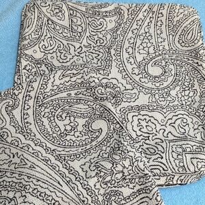 Brand New - (2) La-Z-Boy 18x18 Accent Pillow Covers Paisley Motif